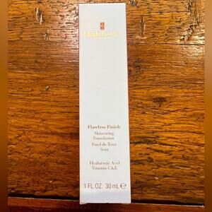 NEW Elizabeth Arden Flawless Finish Color 460W